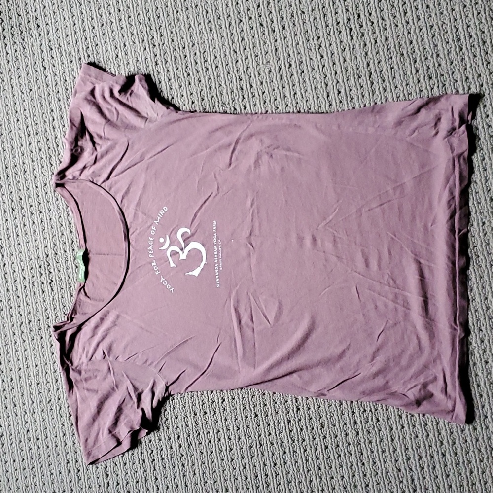 Sivananda Ashram Yoga Farm Om Tee